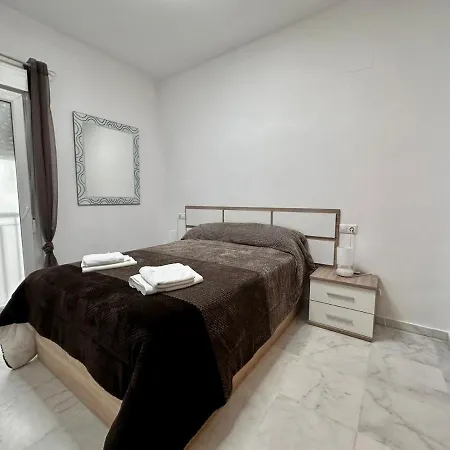 The Traveller's House Camerino Del Falla *